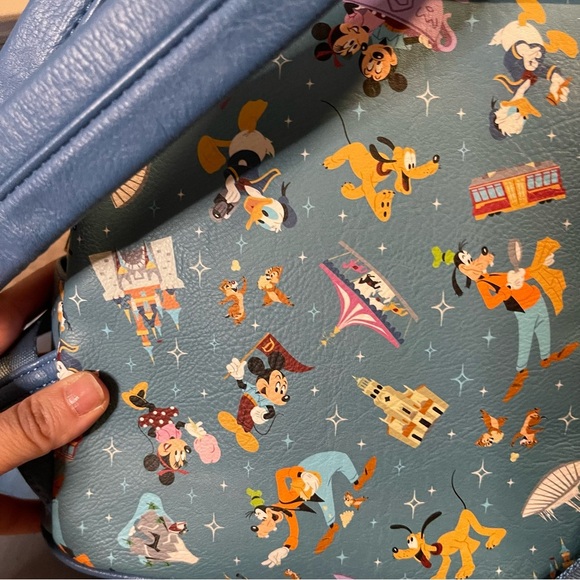 Loungefly Mickey & Friends Mini Backpack Brand New Without Tags - Picture 5 of 6